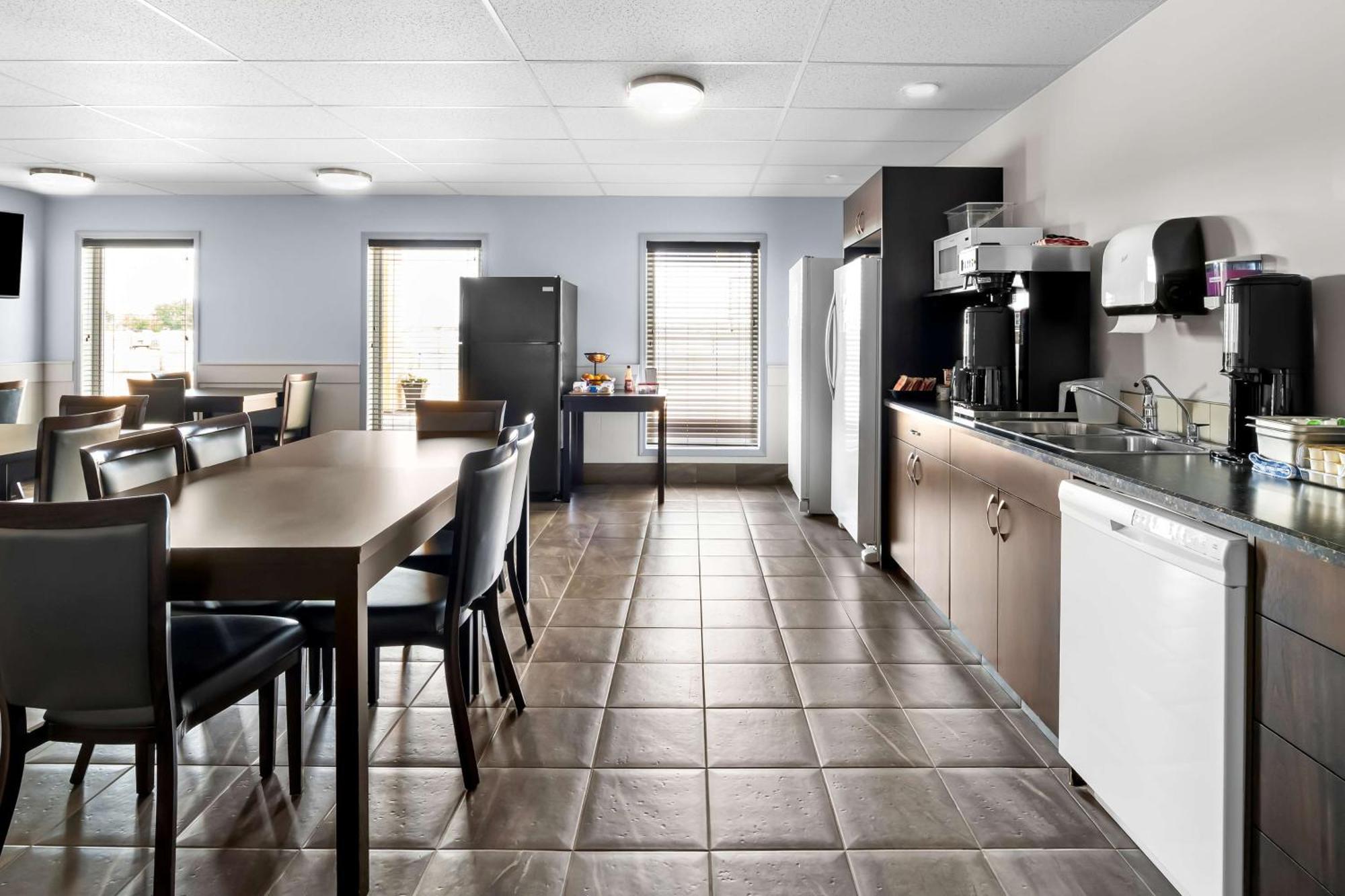 Surestay Studio By Best Western Hardisty ภายนอก รูปภาพ
